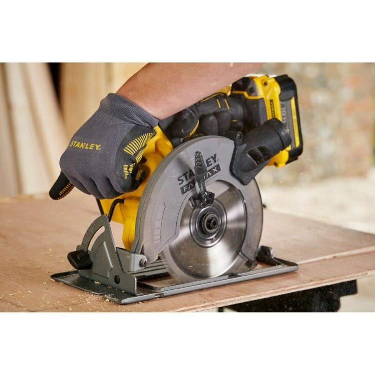 Circular saw Stanley SFMCS500M1S-QW-4
